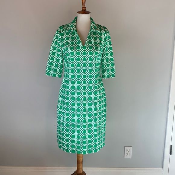 Katherine Way Dresses & Skirts - [Katherine Way] Green/White Pattern Dress - Size Small